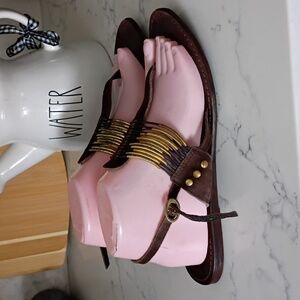 Matisse Women's Brown Suede And Leather Toe-Post Sandals with Gold Accent